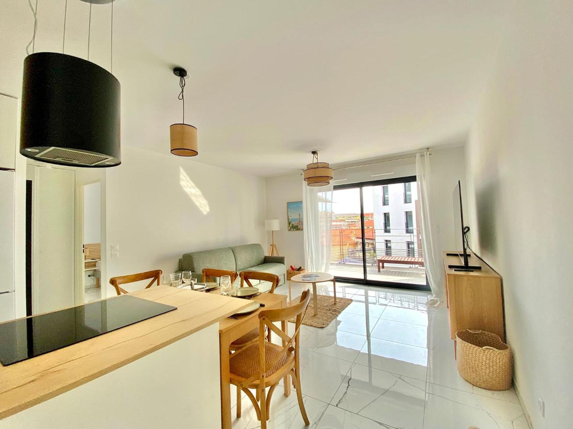'cap Riviera' Proche Gare Et Centre Apartmán